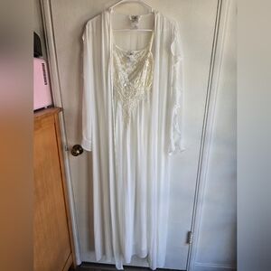 Jonquil By Diane Samandi Elegant White Lace Gown And Robe XL NWOT